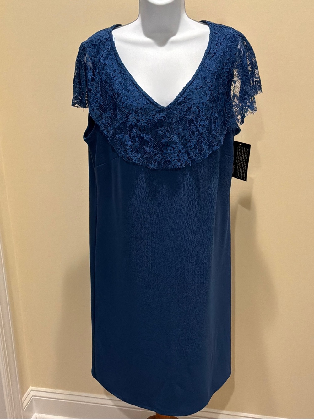 JSP women blue v- neck lace cap sleeves size 1X